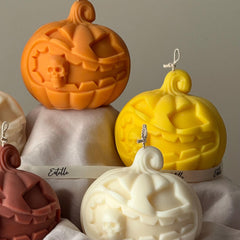 Large Pumpkin Scented Soy Wax Candle: Autumn Decor, Fall Gift-2