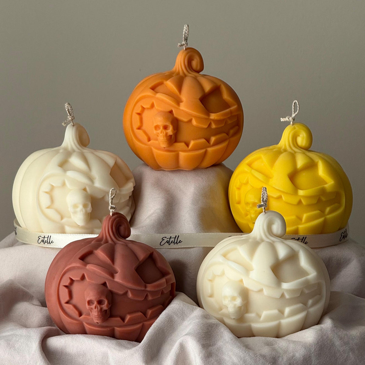 Large Pumpkin Scented Soy Wax Candle: Autumn Decor, Fall Gift-3