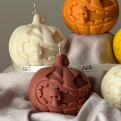 Large Pumpkin Scented Soy Wax Candle: Autumn Decor, Fall Gift-4