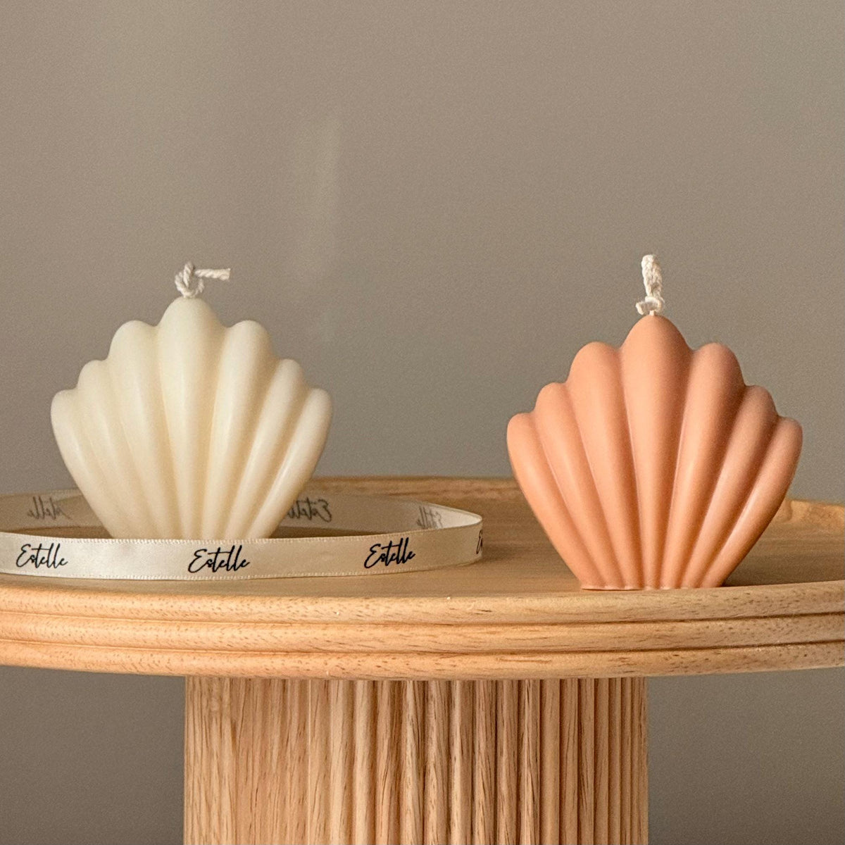 Scallop Shell Candle: Summer Home Decor, Vegan Soy Wax-1