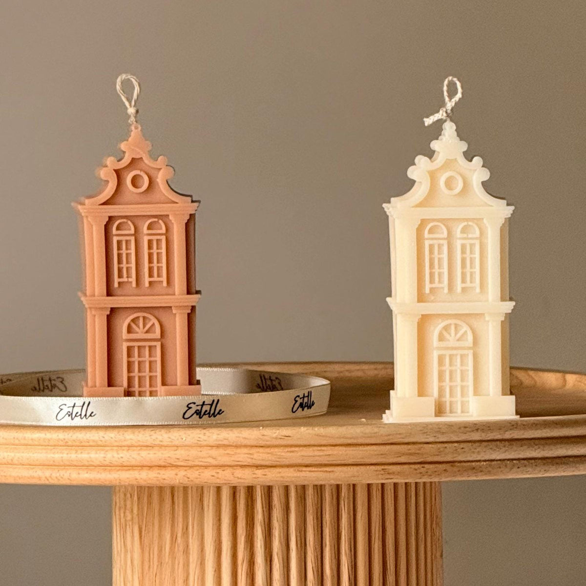 Petit Maison Candle: Handmade Sculptural Home Decor-1