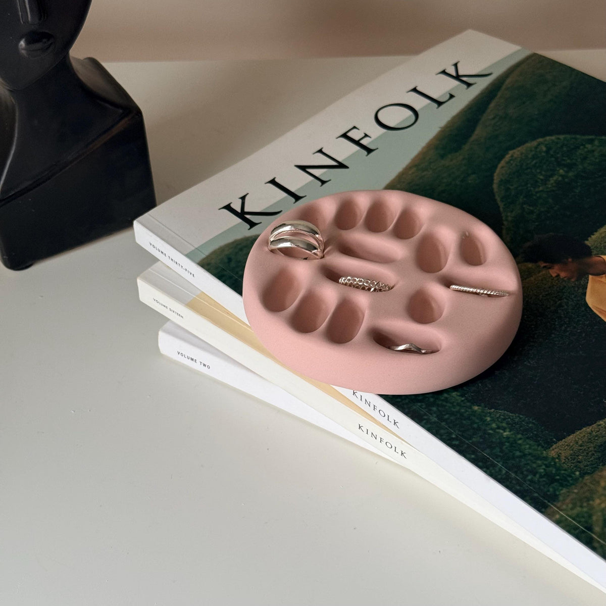 Minimal Ring Organizer Dish | Sculptural Jesmonite Tray-3