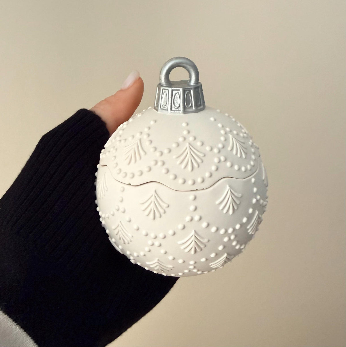 Winter Ornament Bauble Candle – Sculptural Holiday Decor, Handcrafted Soy Wax Candle-4