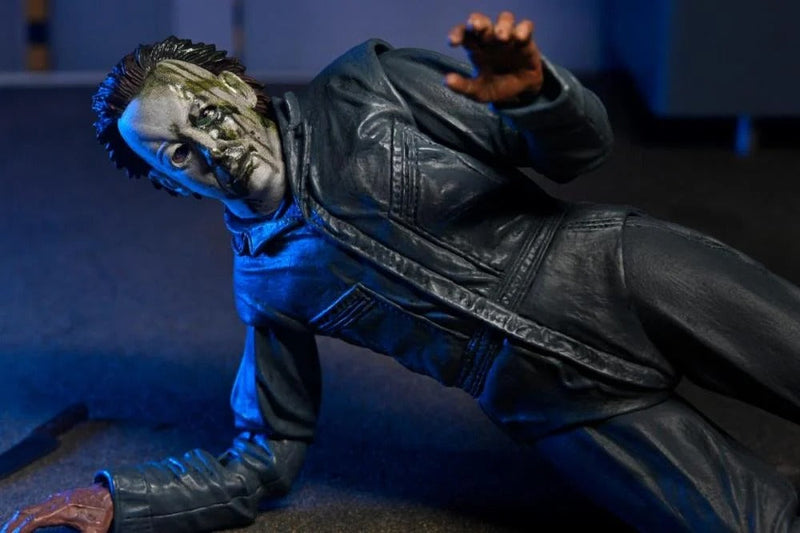 Halloween: The Curse of Michael Myers - Ultimate Michael Myers Action Figure-11
