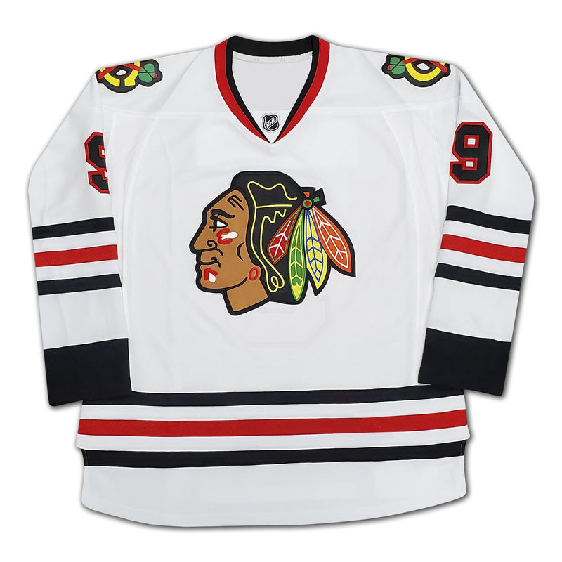 Bobby Hull Autographed Chicago Blackhawks White Jersey-4