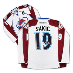 Joe Sakic Autographed Colorado Avalanche White Jersey-1