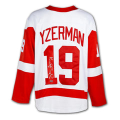 Steve Yzerman Autographed Detroit Red Wings White Jersey-2