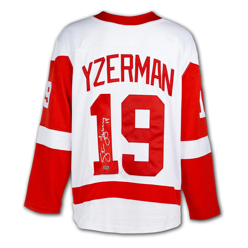 Steve Yzerman Autographed Detroit Red Wings White Jersey-2