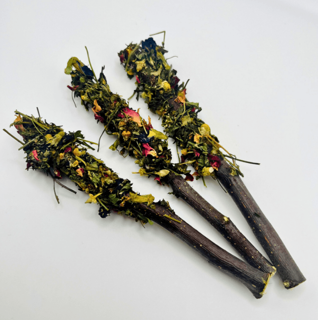 Floral-Dipped "Peppermint Apple Sticks" for Rabbits-3