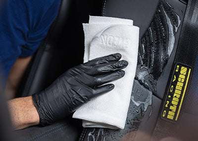 GYEON Q²M Leather Wipe EVO-2