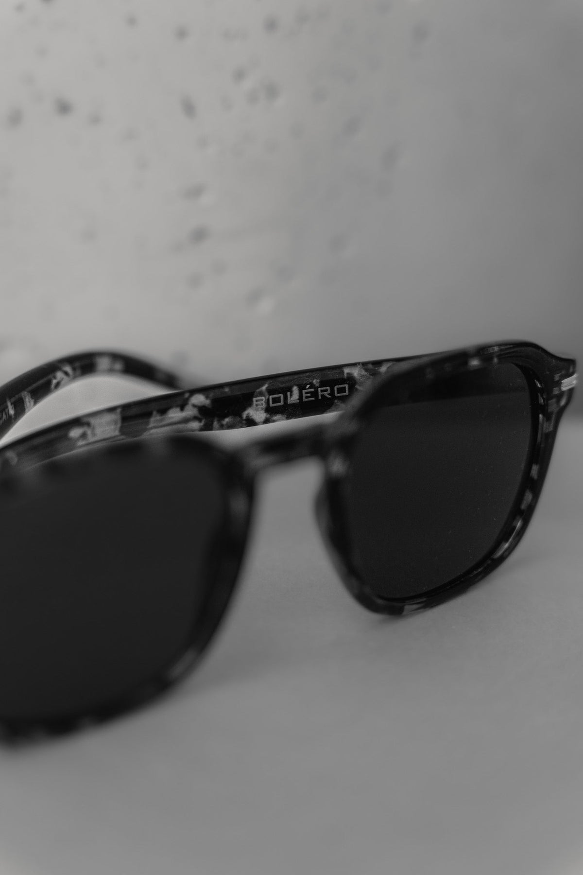 Boléro Quinn — Retro Square Sunglasses-22