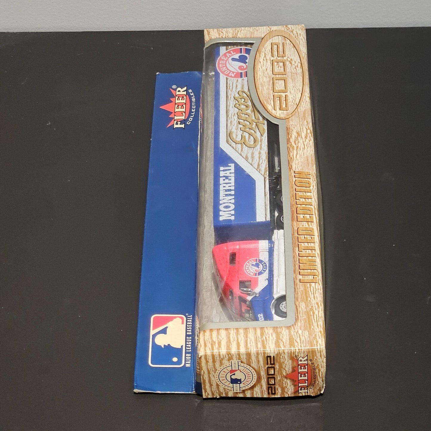 2002 Fleer Collectibles MLB Montreal Expos 1:80 Scale Die-Cast Collector Truck