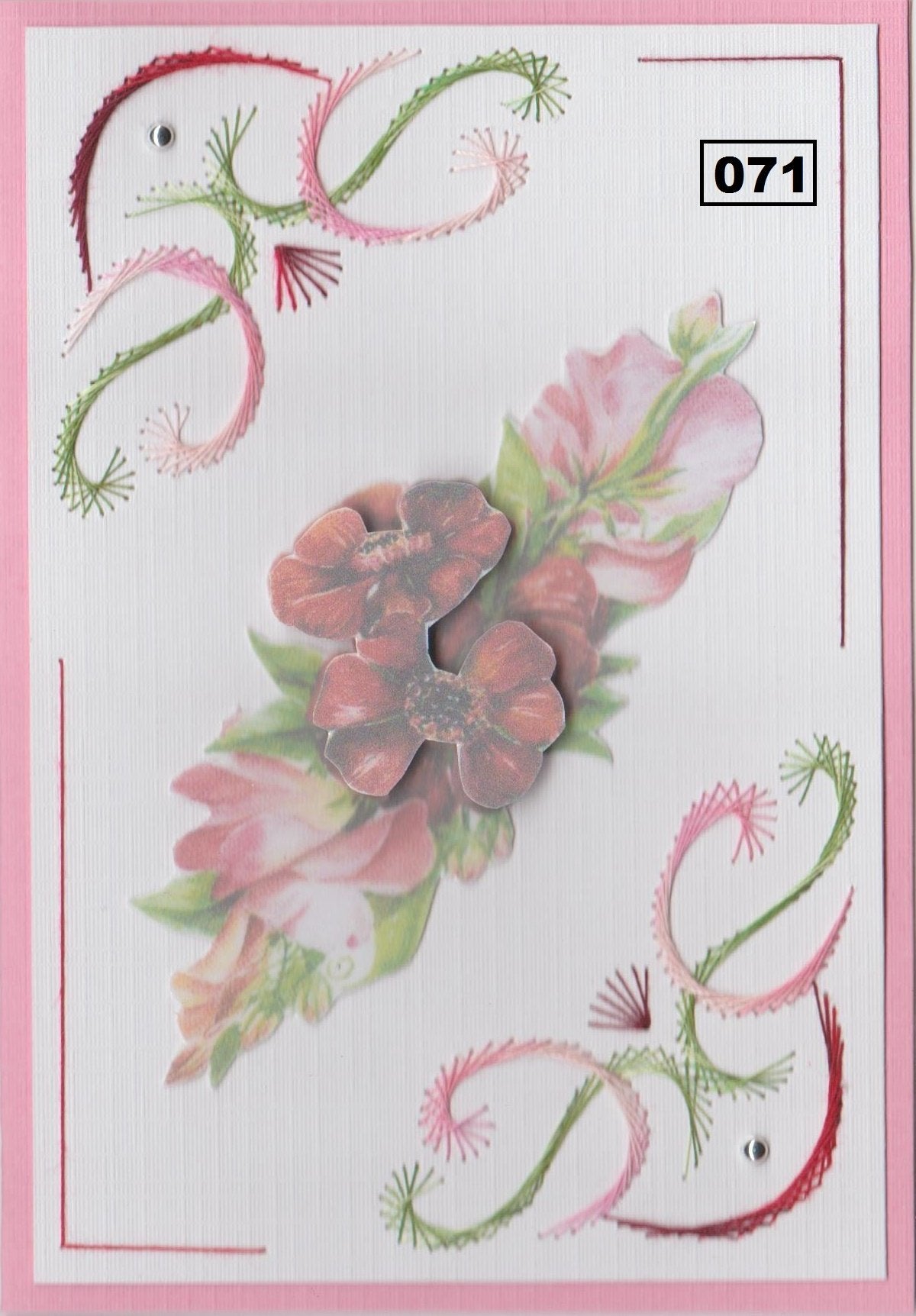 Laura's Design Digital Embroidery Pattern - Large Corners 2-1