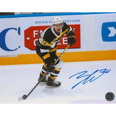 Zayde Wisdom Autographed Kingston Frontenacs Skating w/ Puck 8x10 Photo-1