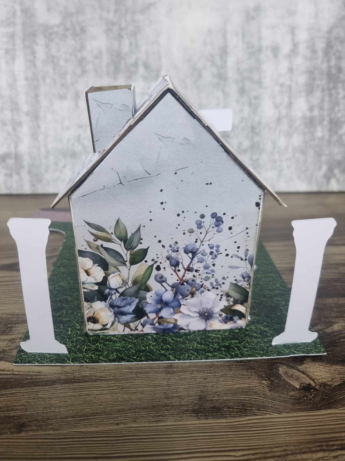 3Quarter Designs Lane Village - Tienda de Regalos Enchanting Treasures-7